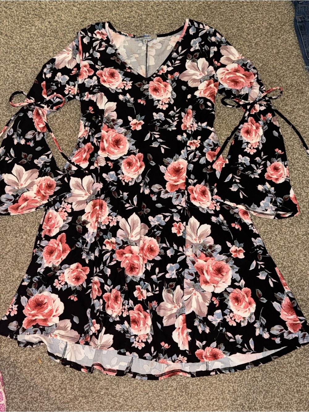 Floral Tie-Sleeve Long Sleeve Dress
